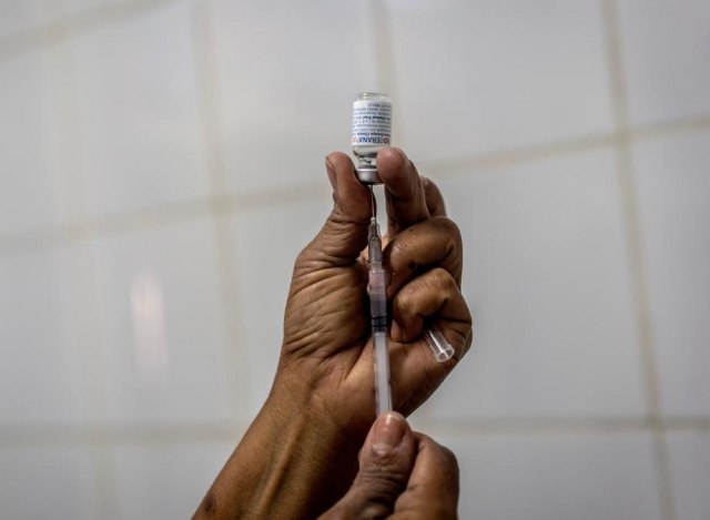 Odobrena kubanska vakcina za hitnu upotrebu protiv kovida 19
